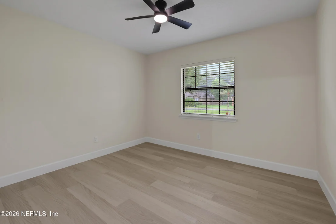 Photo of 408 HARVEST BEND Drive