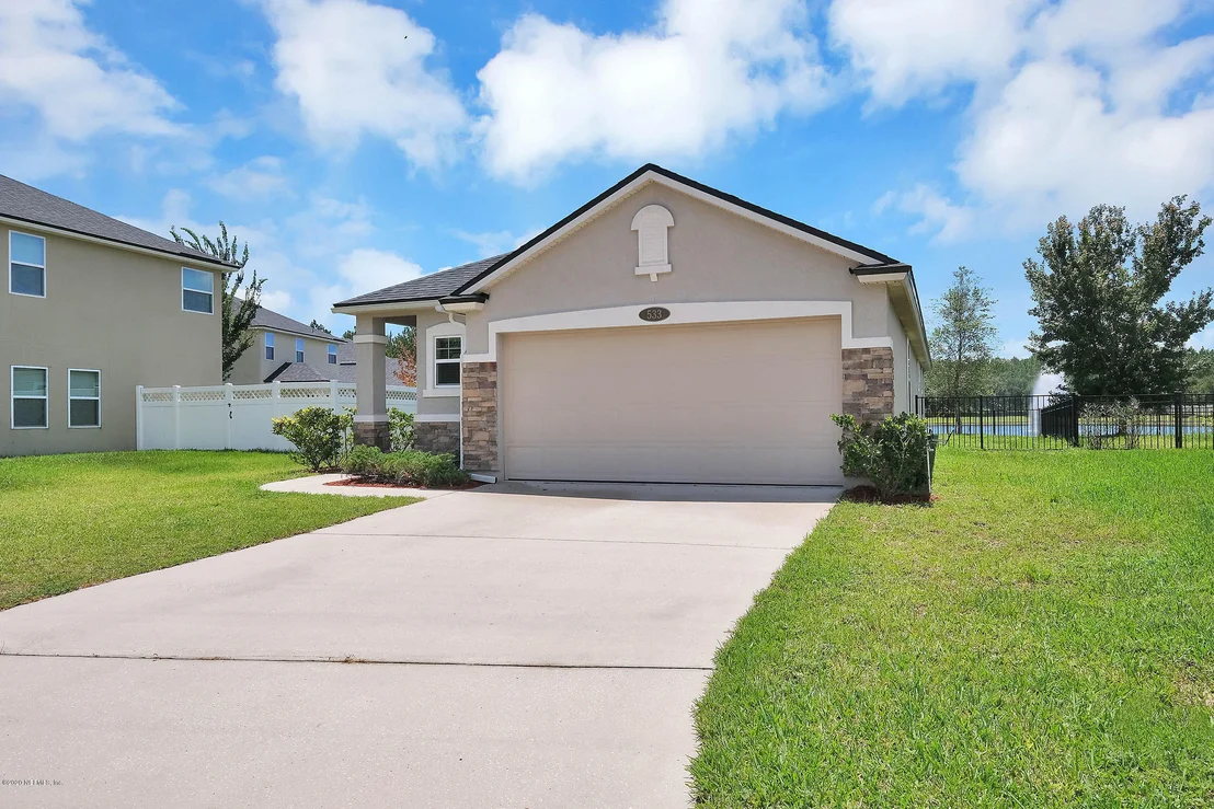 Photo of 533 DEERCROFT Lane
