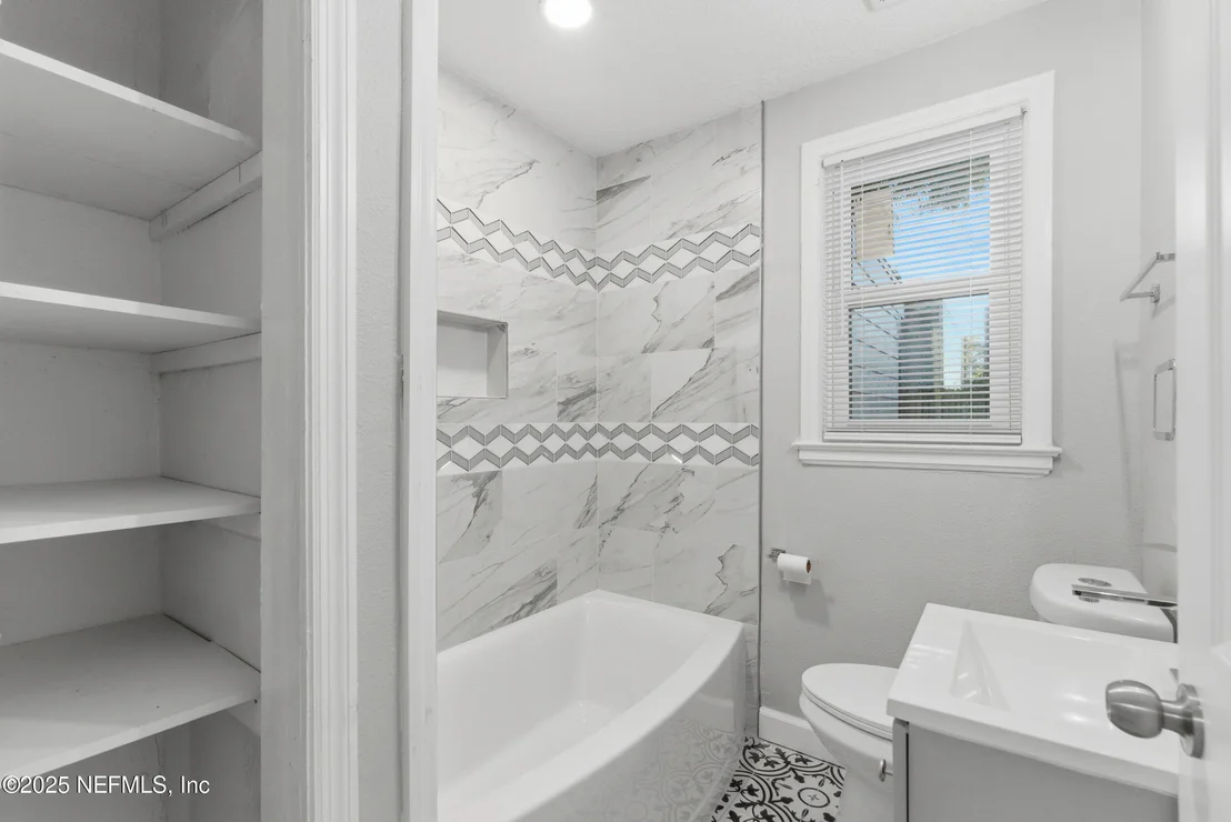 Photo of 2555 BEAVERBROOK Place