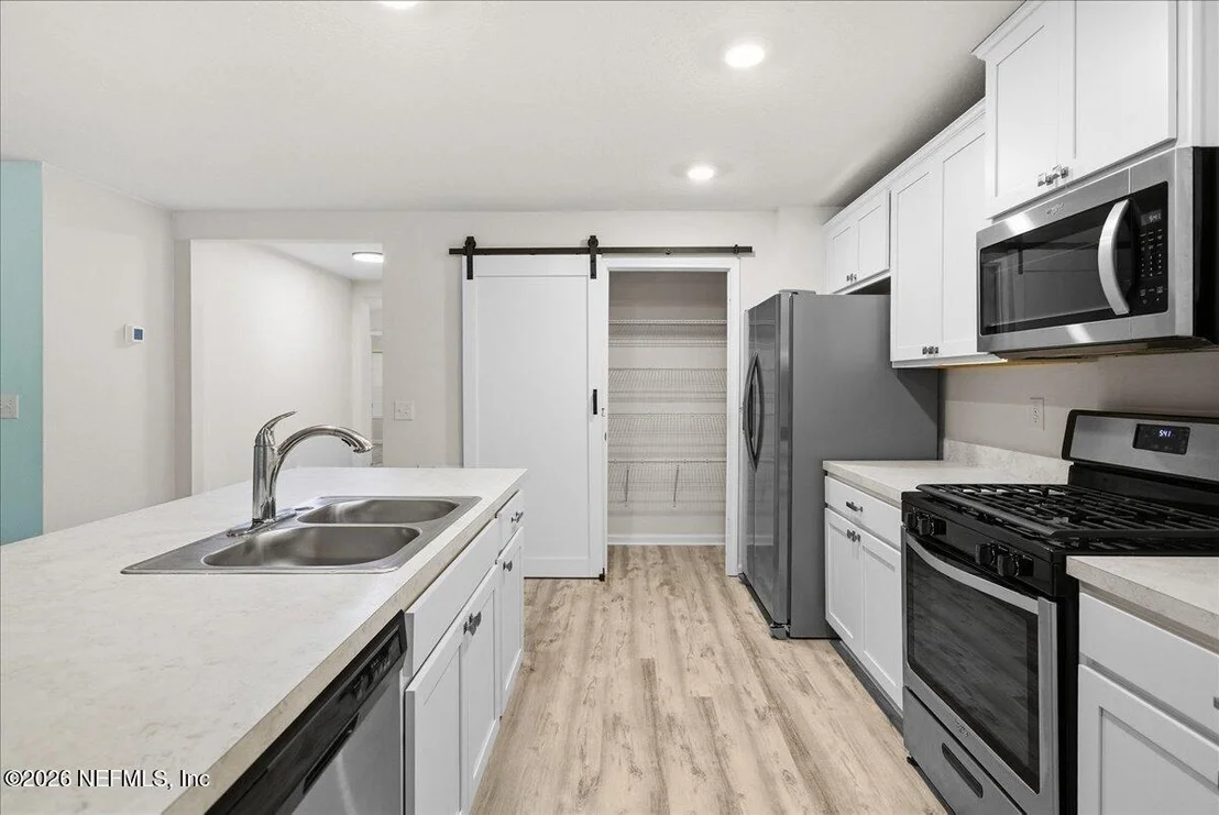 Photo of 610 GRAND RESERVE Drive
