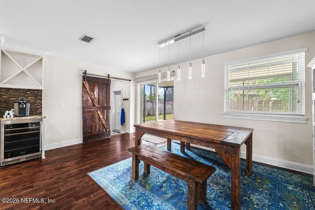 Photo of 5762 HESTON Road