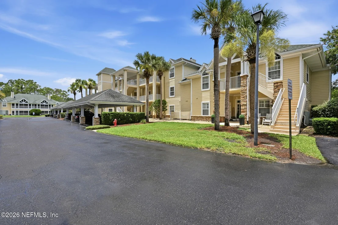 Photo of Unit 1332 at 355 N SHORE Circle