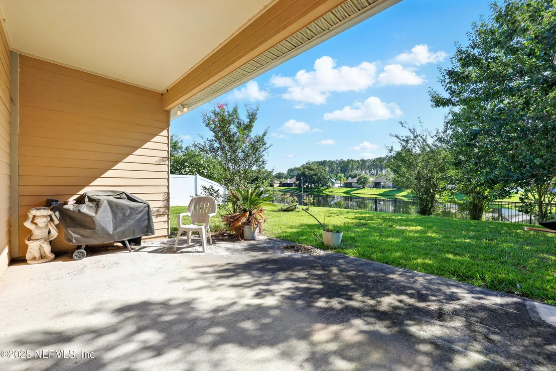 Photo of 372 JOHNS CREEK Parkway