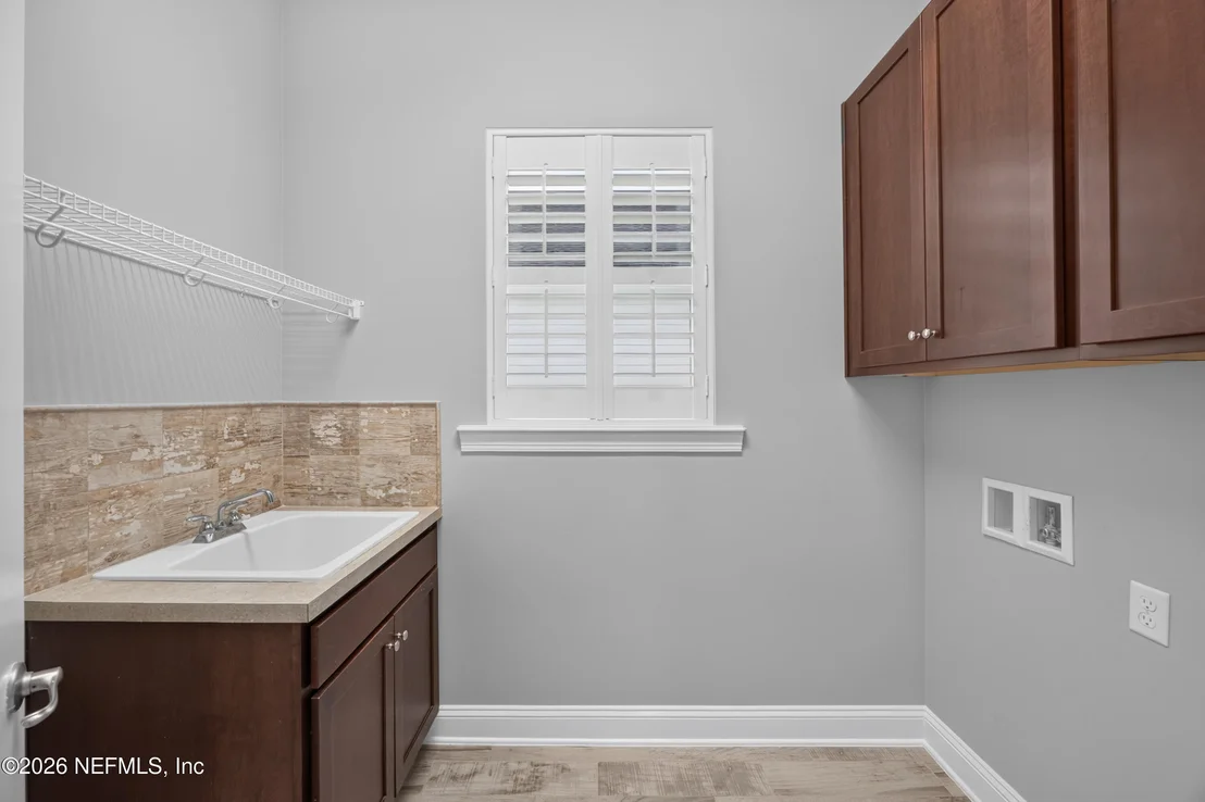 Photo of 186 FRESHWATER Drive