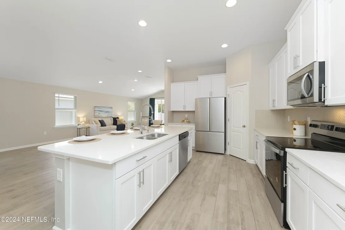 Photo of 65985 EDGEWATER Drive