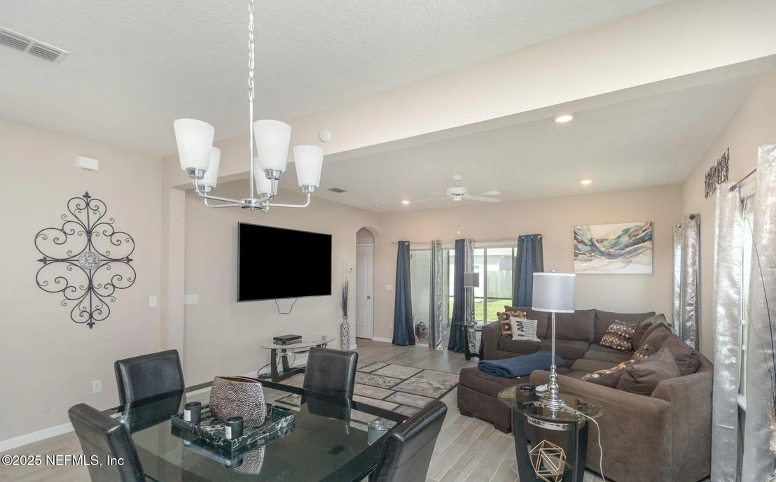 Photo of 7098 LONGLEAF BRANCH Drive