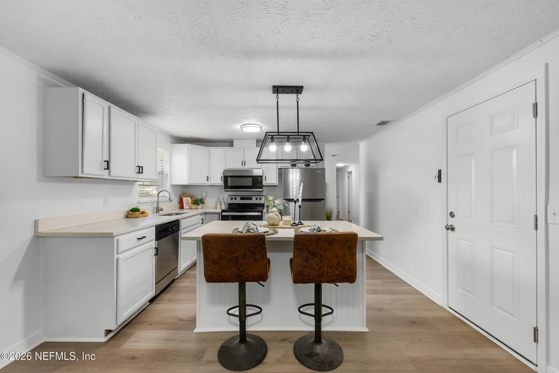Photo of 1512 MESA Drive