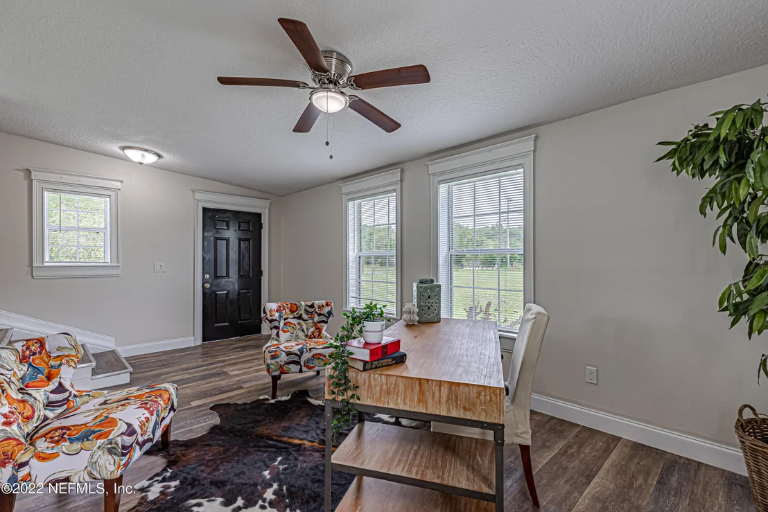 Photo of 5771 MAVERICK Road