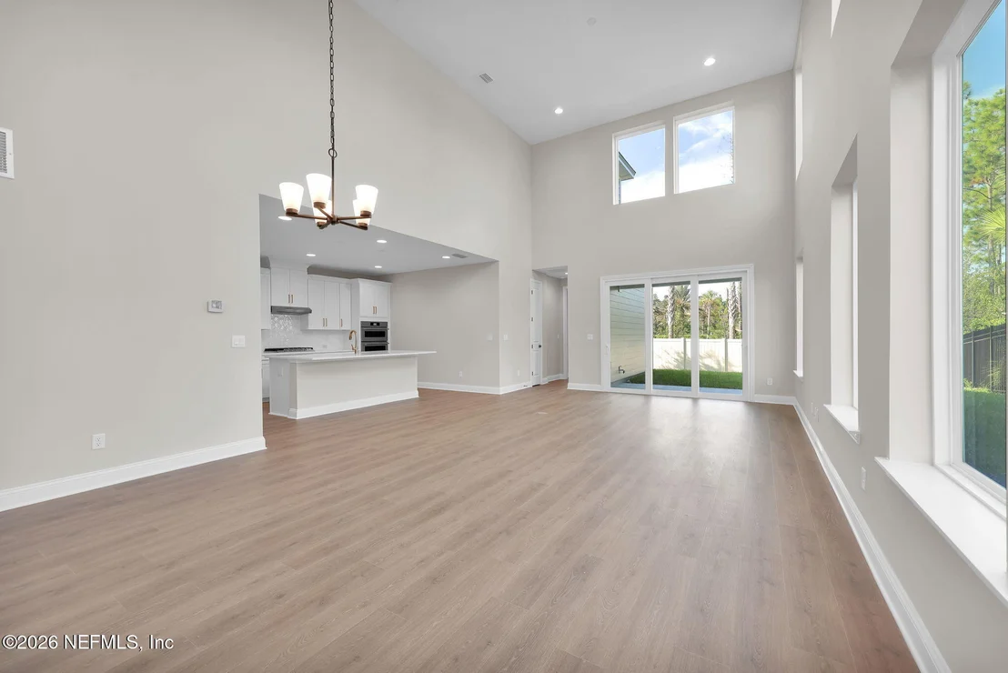 Photo of 334 SEAMARK Drive