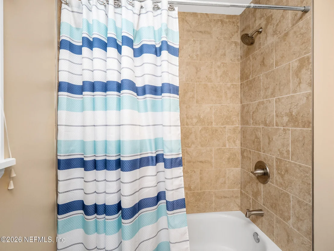Photo of 5911 HYDE PARK Circle