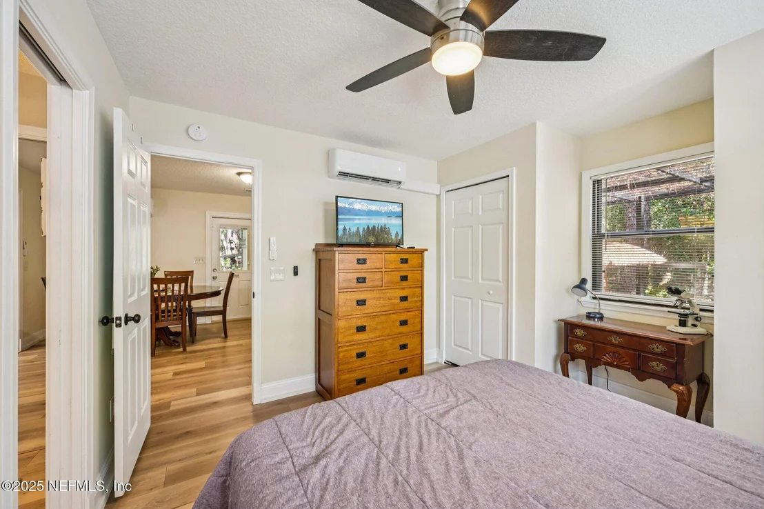 Photo of 1265 WHISPERING PINES Road
