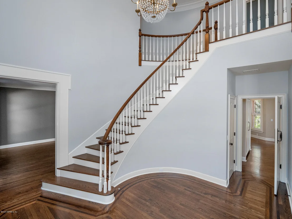 Photo of 906 GREENRIDGE Road