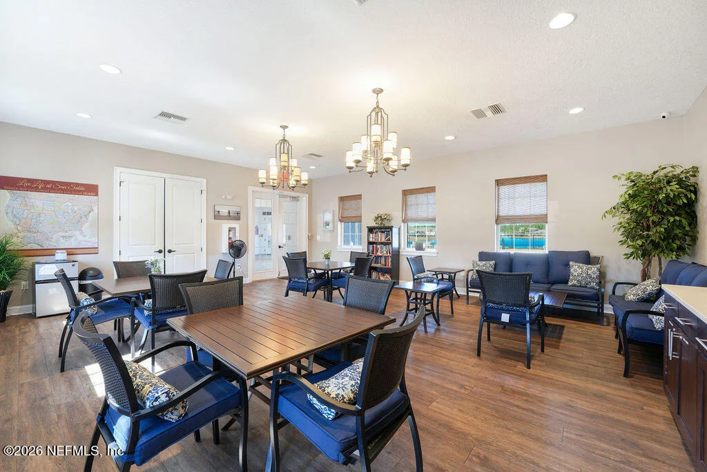 Photo of 480 PALACE Drive