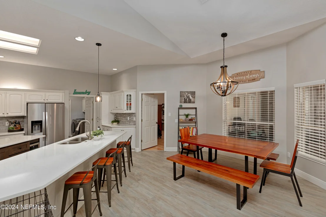 Photo of 4542 SE 3RD Place