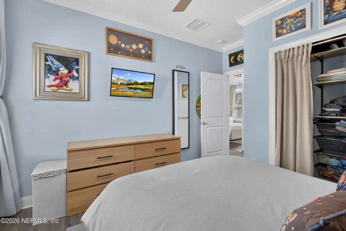 Photo of 381 PARKBLUFF Circle