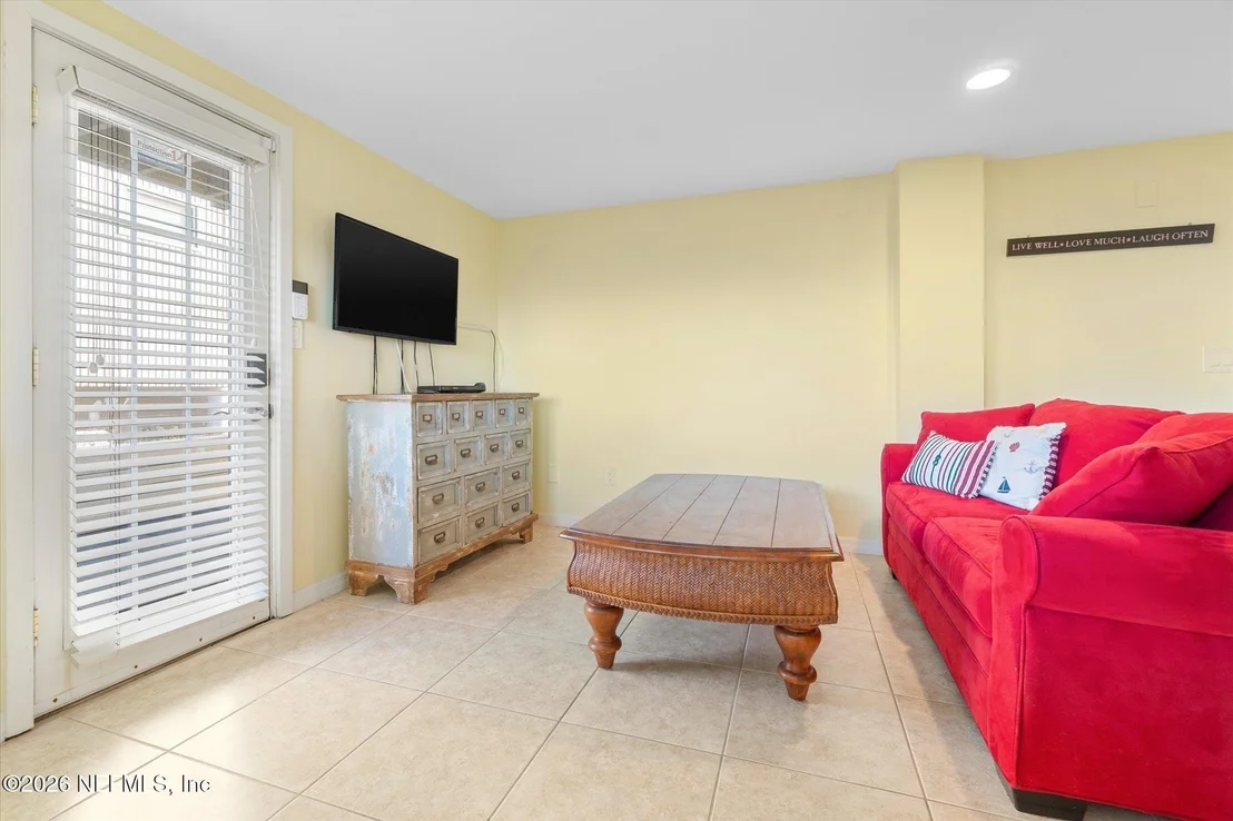 Photo of 4 VIEJO Street