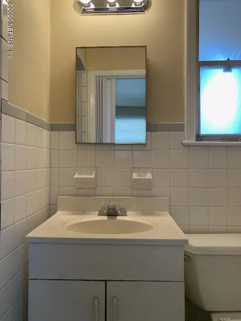 Photo of 7370 HENNESSY Road