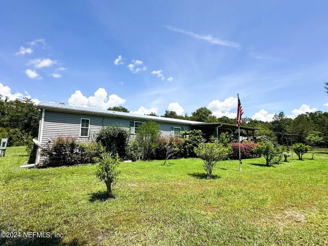 Photo of 7647 NW COUNTY ROAD 229