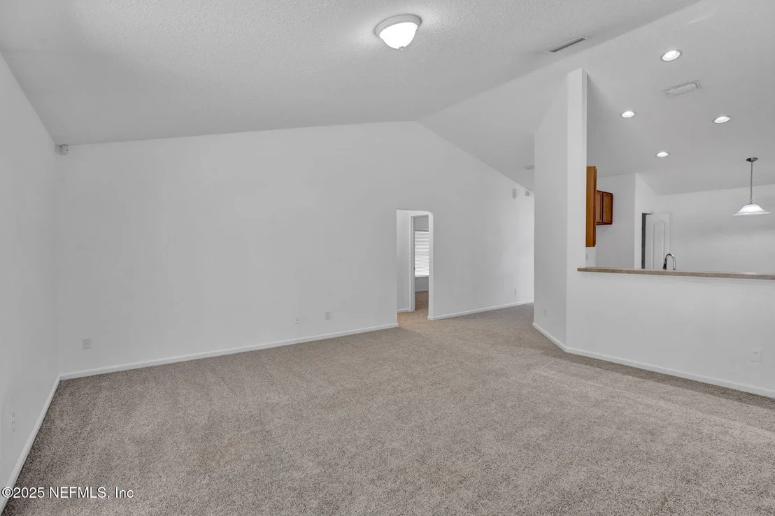Photo of 6719 ROYAL LEAF Lane