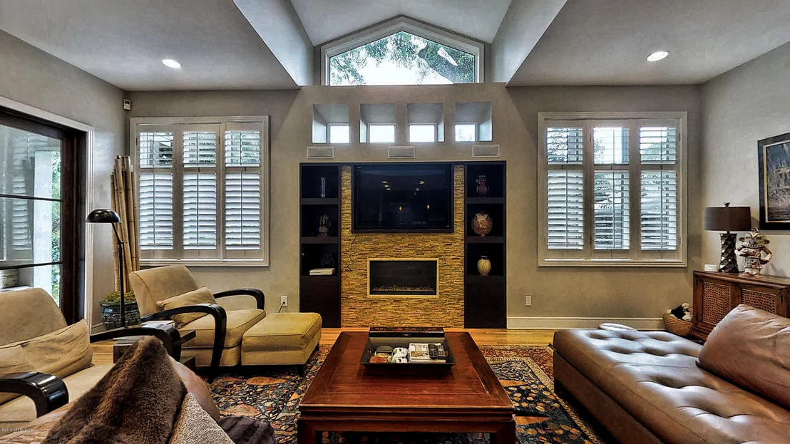 Photo of 3016 FOREST Circle