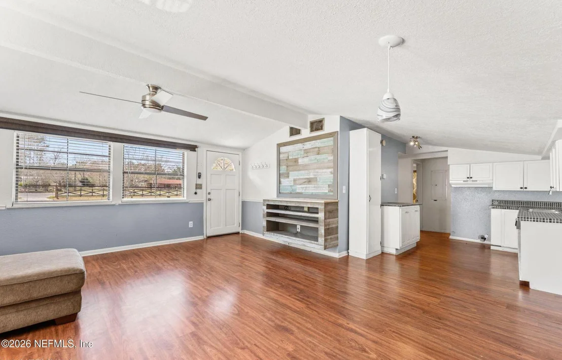 Photo of 540176 LEM TURNER Road
