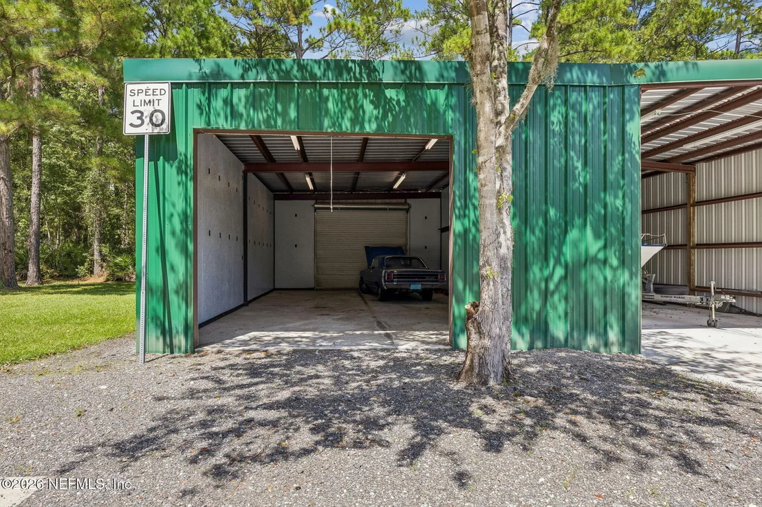 Photo of 35487 QUAIL Road N