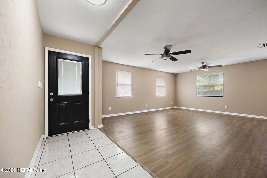 Photo of 252 SPRING FOREST Avenue