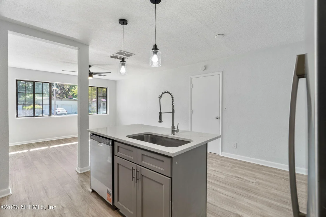 Photo of 3728 ROGERO Road