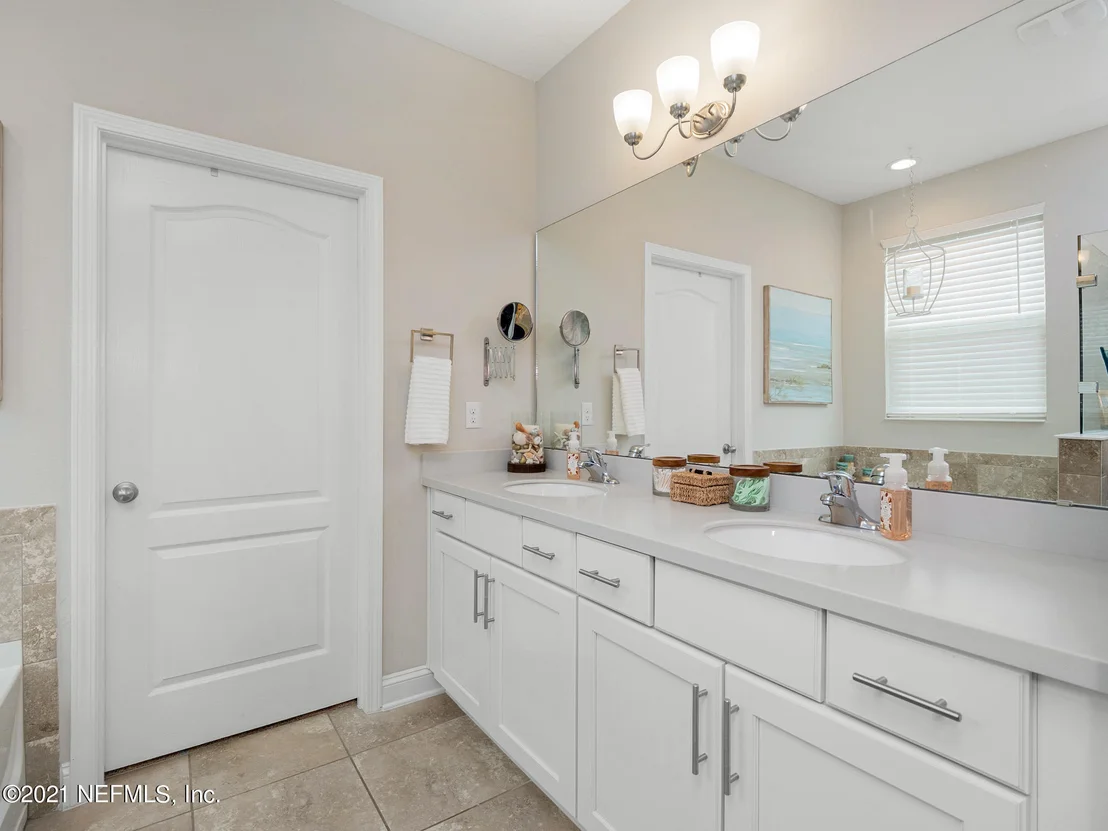 Photo of 12365 ITANI Way