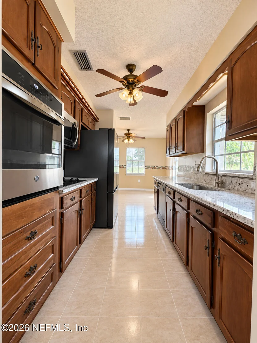 Photo of 118 BOBWHITE Road