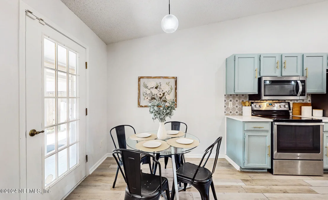 Photo of 8666 CHARLESGATE Circle N