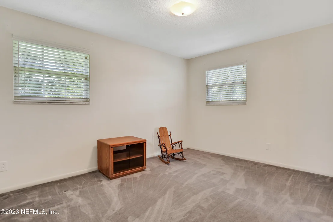 Photo of 1036 GLEN ECHO Road