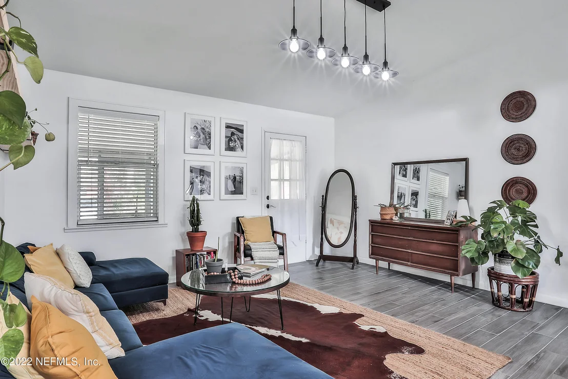 Photo of 4745 SOUTHGATE Drive