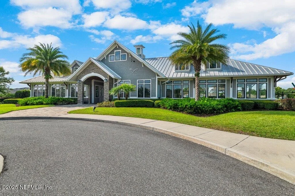 Photo of 1903 AMBERLY Drive