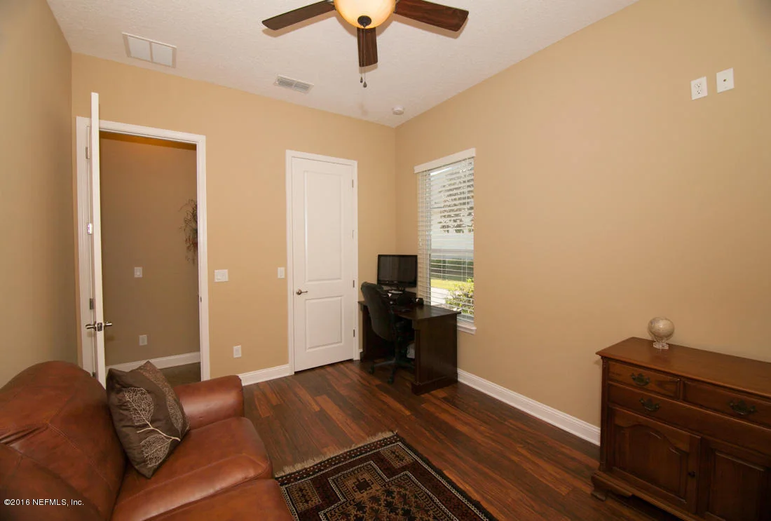 Photo of 187 STAPLEHURST Drive
