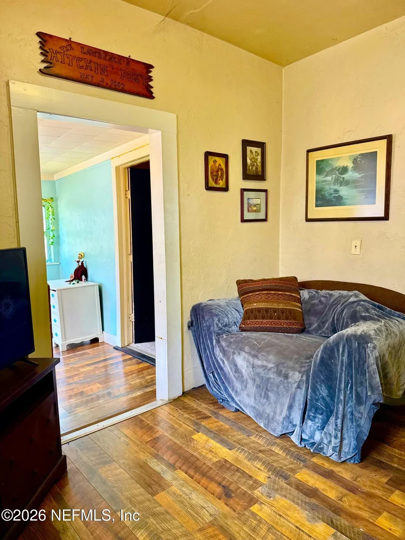 Photo of 503 LAUREL Street