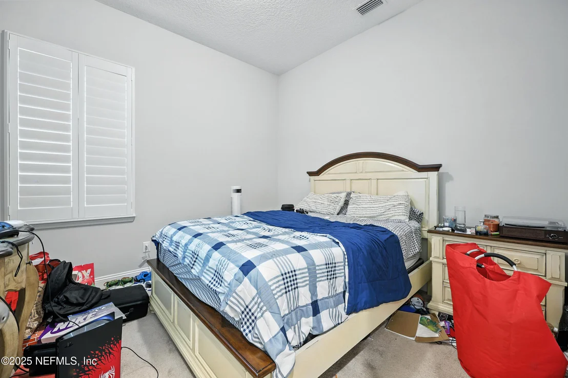 Photo of 141 TARTAN Court