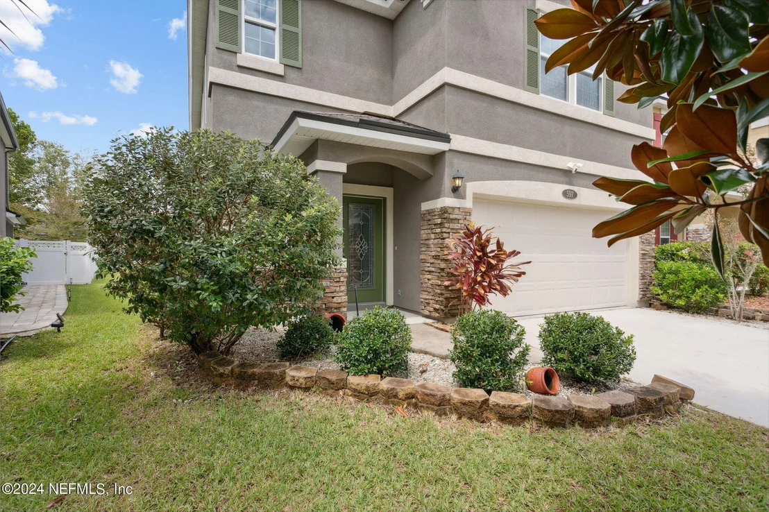 Photo of 597 DRYSDALE Drive