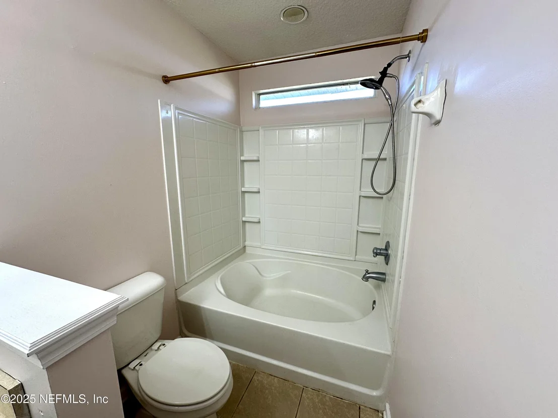 Photo of 45575 INGLEHAM Circle