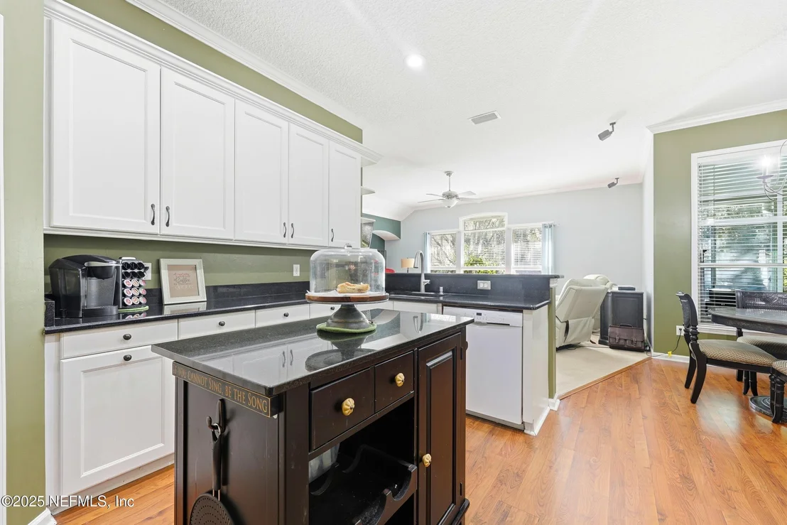 Photo of 4511 MAINMAST Lane