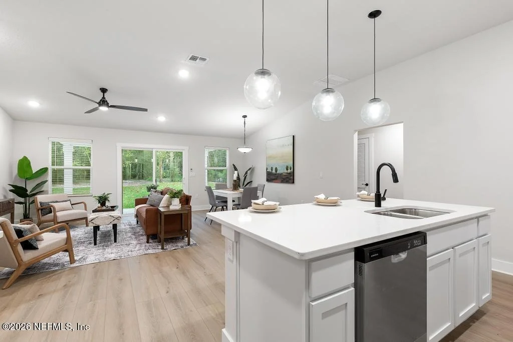 Photo of 8871 HIPPS Road