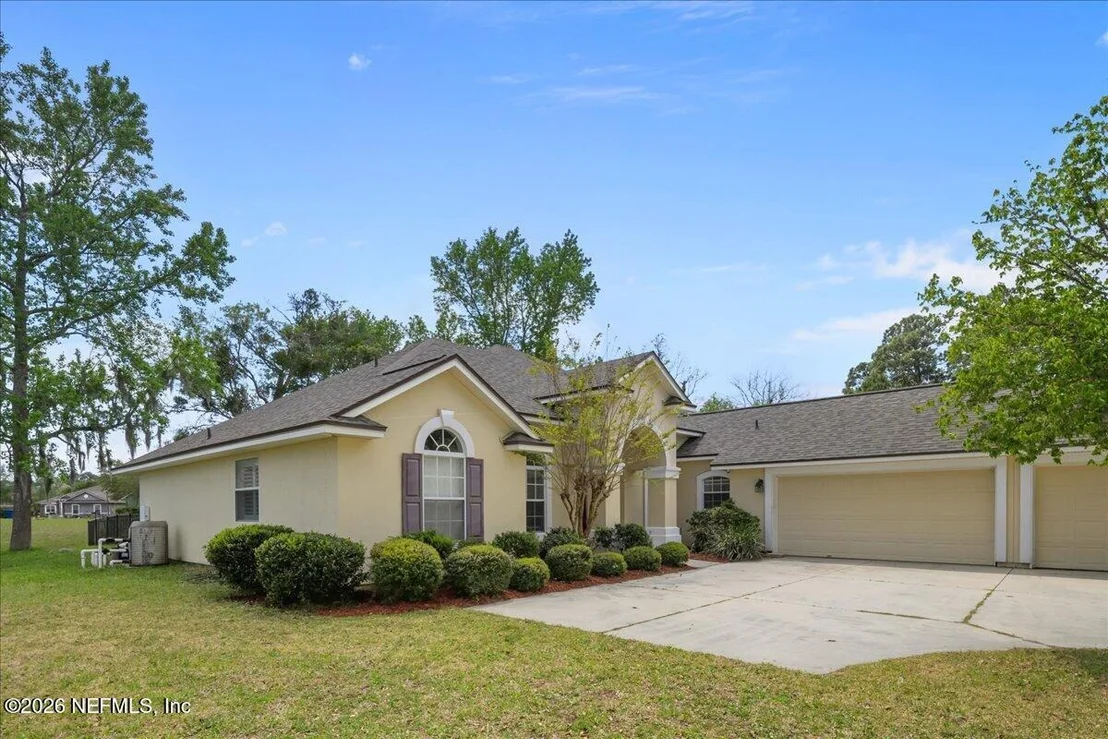 Photo of 13637 CHIPPERFIELD Lane
