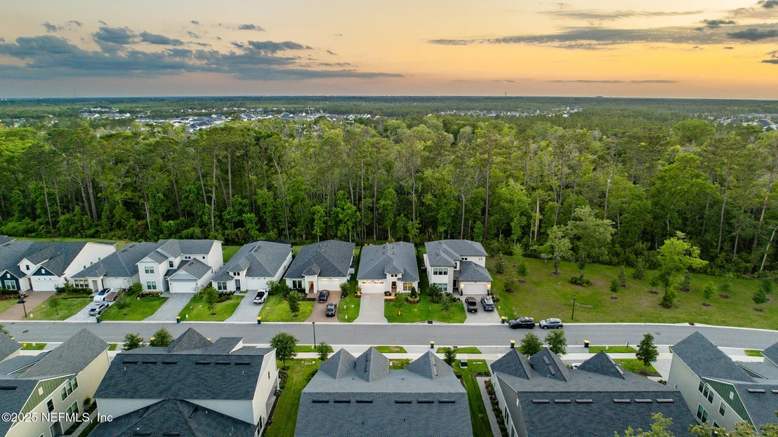 Photo of 9918 FILAMENT Boulevard