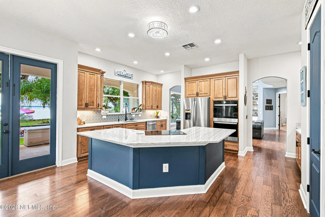 Photo of 120 RUSTIC OAKS Lane