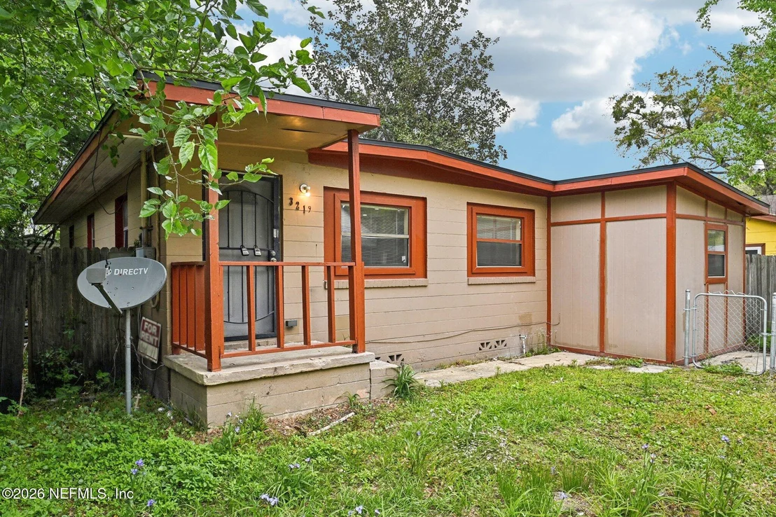 Photo of 3219 THOMAS Street
