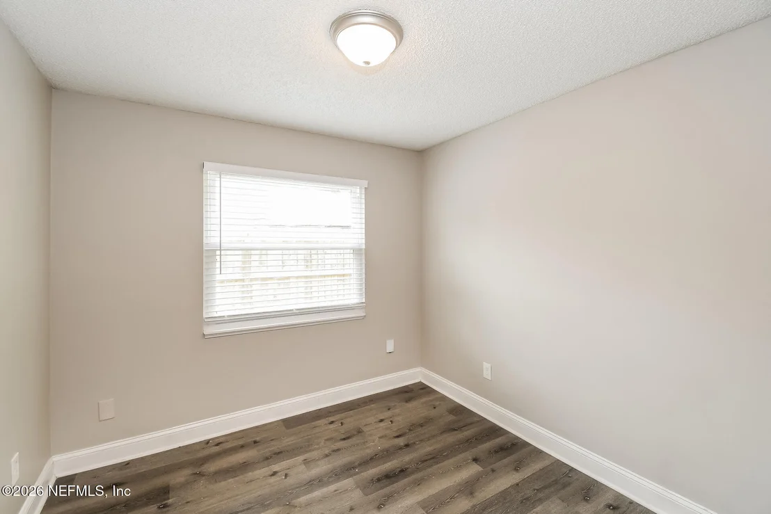 Photo of 8371 POINTER Drive N