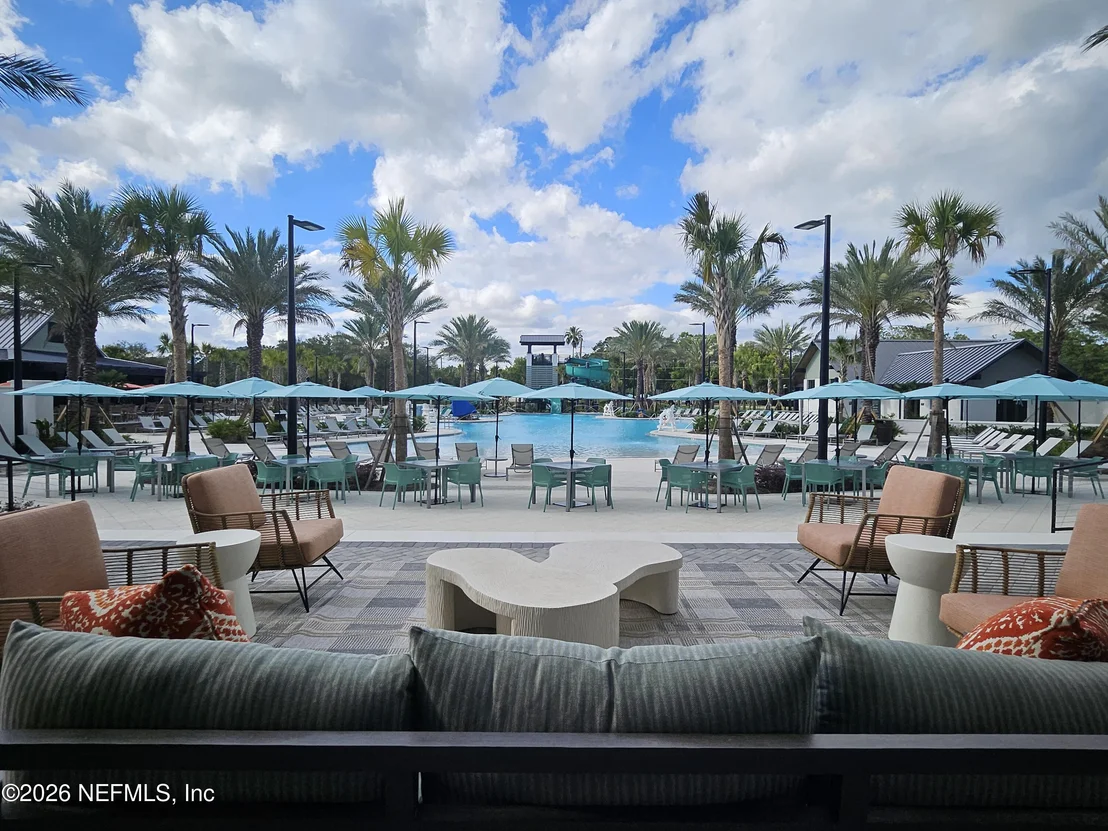 Photo of 376 N LOMBARDY Loop