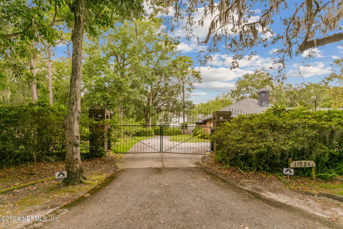 Photo of 11926 MANDARIN Road