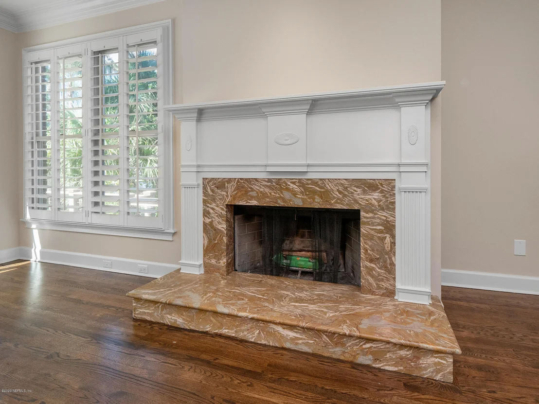 Photo of 906 GREENRIDGE Road