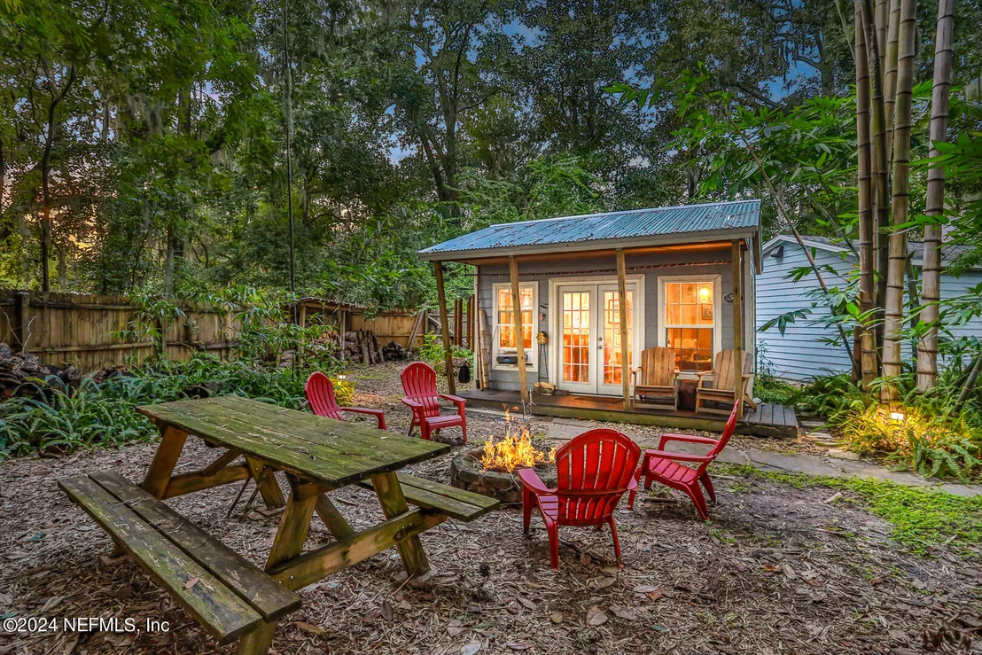 Photo of 6468 RIVER POINT Drive
